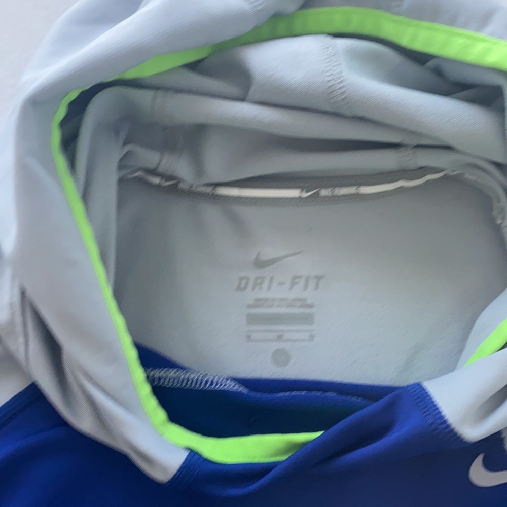 Nike Drifit Pullover - image 3
